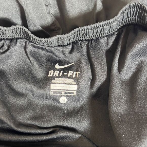 Nike Dri Fit Running Black And Pink Shorts Size Adult medium M - Picture 10 of 15